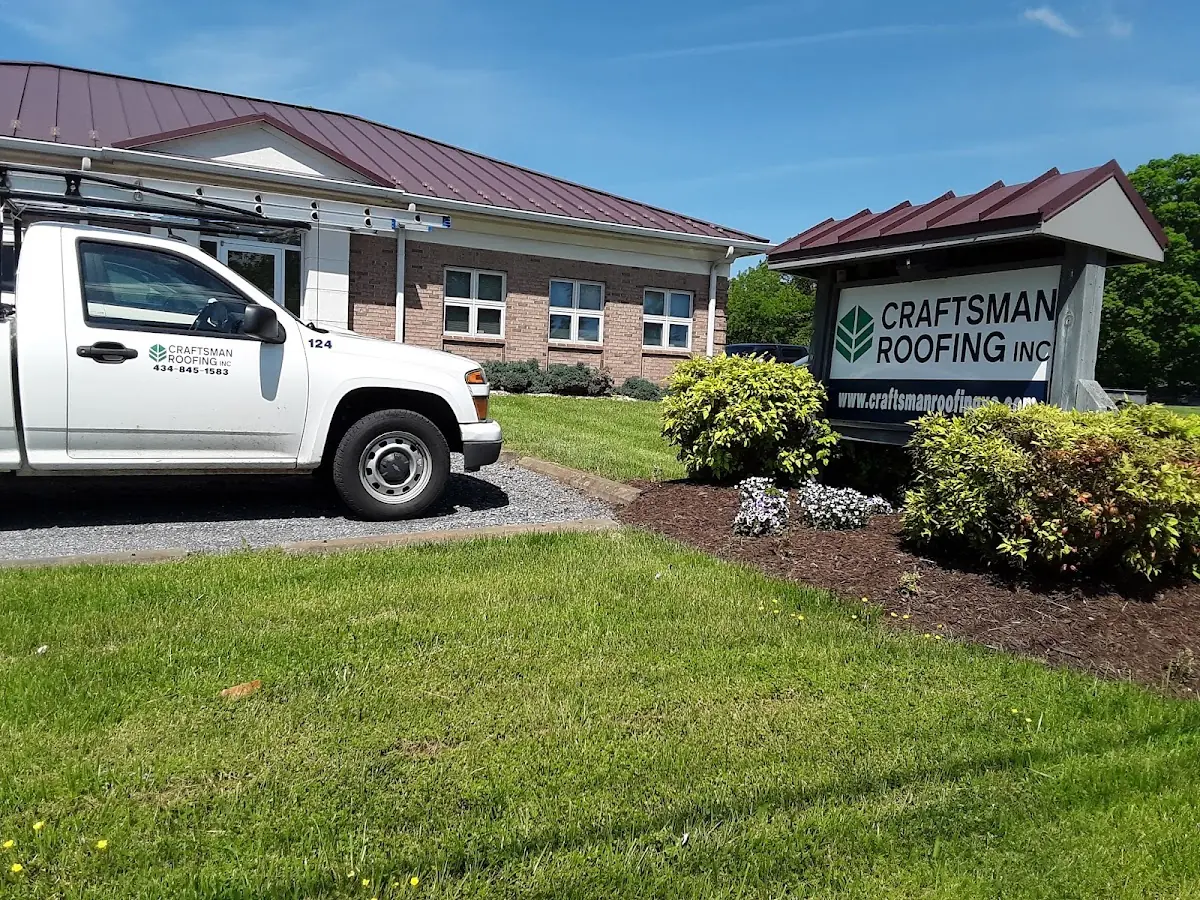 Quality Soffit & Fascia Repair by experienced craftsmen in All Seasons Lake Park